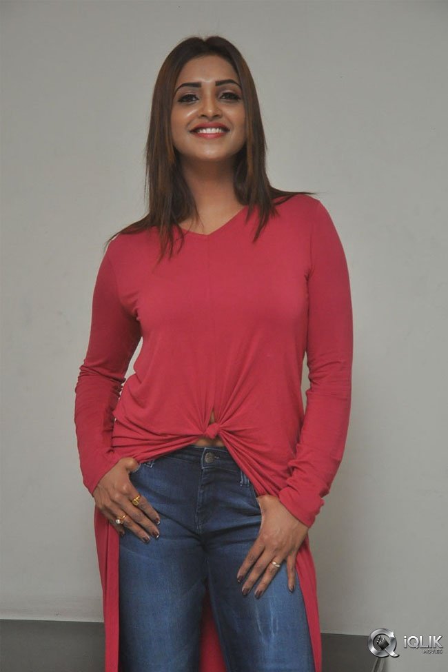Sanchita-Padukone-New-Photos